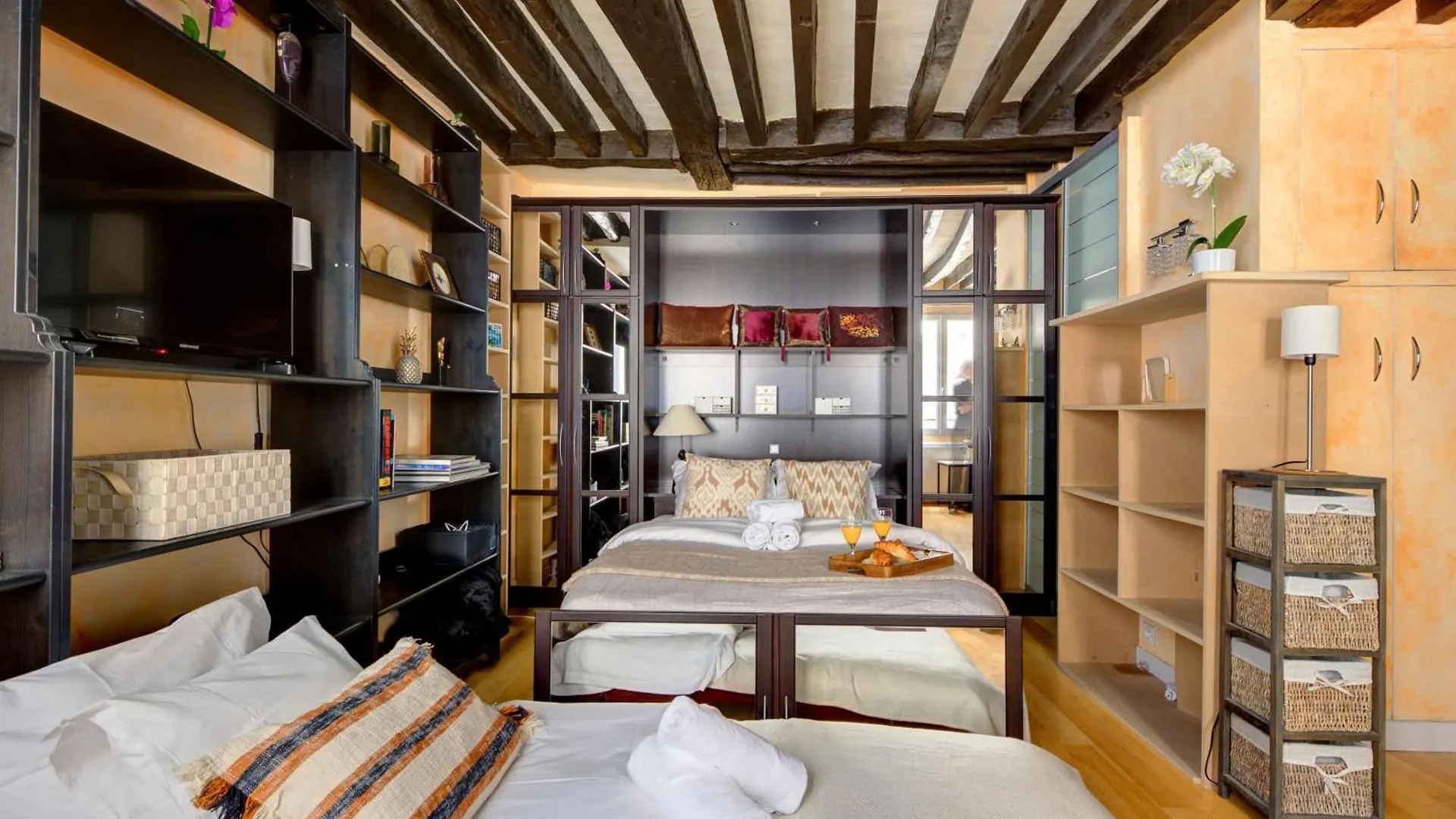 Bnbnova - Pompidou & Le Marais París Apartamento